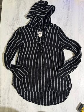 Billabong Coastal Black & White Striped Hooded Lace-Up Oversized Swim Cover Up M